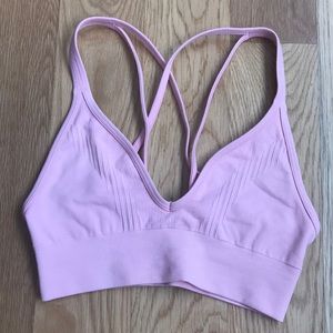 Lululemon sports bra